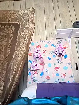 Dolce – webcam model profile photo Image 8