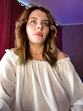 RosieSecret – webcam model profile photo Image 9