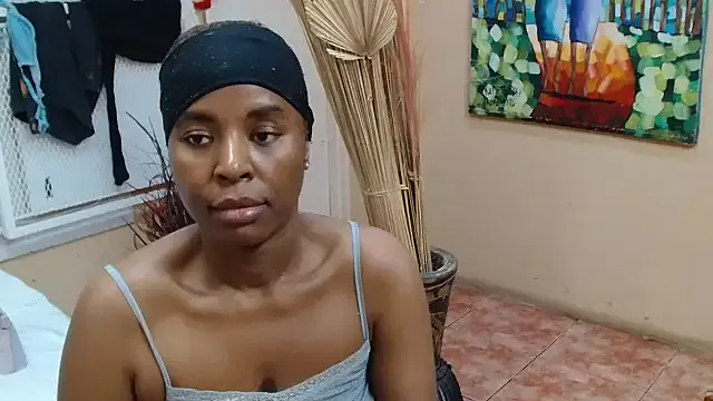 ellla_LA – webcam model profile photo Image 4