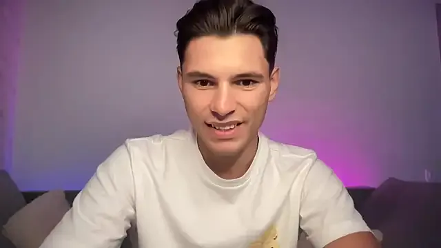 KateGale – webcam model profile photo Image 16