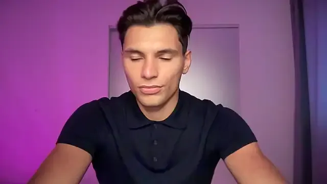 KateGale – webcam model profile photo Image 8