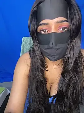 MiraKova – webcam model profile photo Image 7