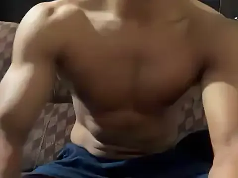 AyshaConnor – webcam model profile photo Image 4