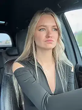 AndreaKalo – webcam model profile photo Image 11