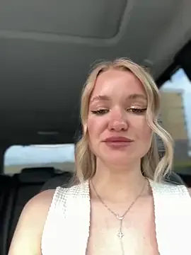 AndreaKalo – webcam model profile photo Image 15