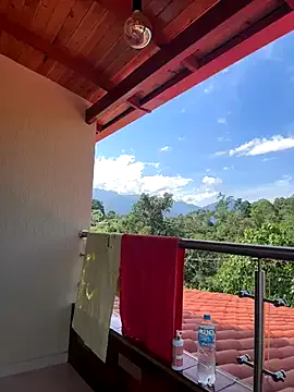 lalilamassu1 – webcam model profile photo Image 18