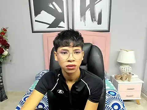 CatalinaDalessio – webcam model profile photo Image 2