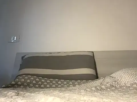 AlisonColemans – webcam model profile photo Image 8