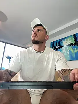 Sarawhitee – webcam model profile photo Image 16