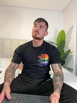 Sarawhitee – webcam model profile photo Image 7