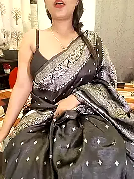 Belosnezhka – webcam model profile photo Image 11