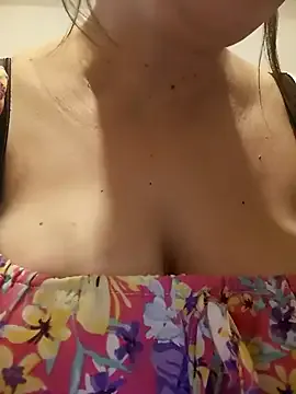 MarisaKarter – webcam model profile photo Image 10