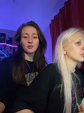 LaraOlson – webcam model profile photo Image 12