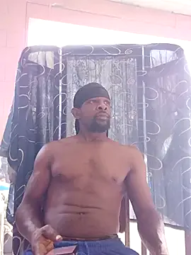 Dolce – webcam model profile photo Image 6