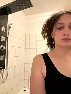 HaleyLyon – webcam model profile photo Image 7