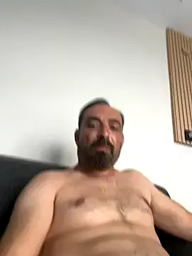 Dolce – webcam model profile photo Image 10