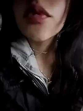 AmberJoulie – webcam model profile photo Image 9