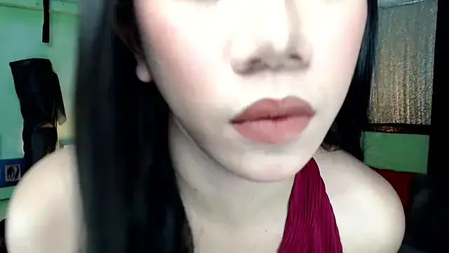 PolinaSexWife – webcam model profile photo Image 6