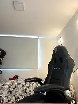 EvanyaRose – webcam model profile photo Image 4