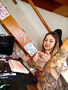 CatalinaDalessio – webcam model profile photo Image 2