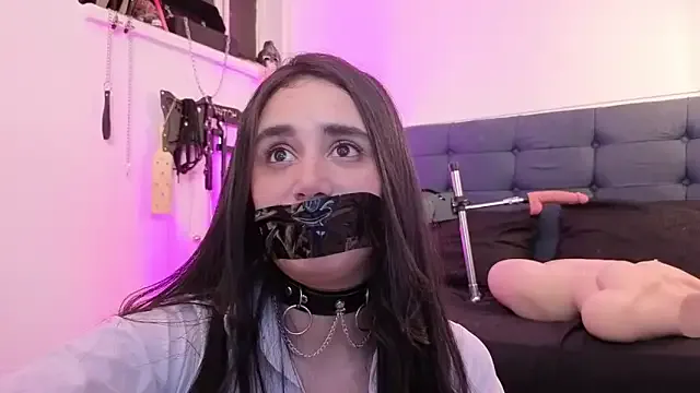 AddisonArt – webcam model profile photo Image 10