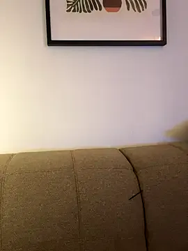 EmiraMiller – webcam model profile photo Image 14