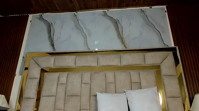 AlisonColemans – webcam model profile photo Image 8