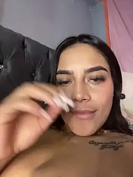 Bllowjoyy – webcam model profile photo Image 13