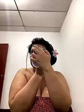 SheenaBrooke – webcam model profile photo Image 10