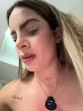 JessieLiu – webcam model profile photo Image 9