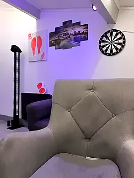 KateGale – webcam model profile photo Image 7