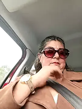 KateGale – webcam model profile photo Image 13