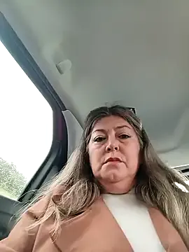 KateGale – webcam model profile photo Image 19