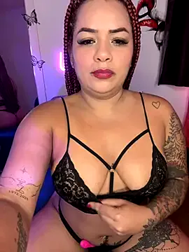 AnnieArias – webcam model profile photo Image 18