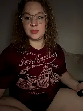 seraphine23 – webcam model profile photo Image 10