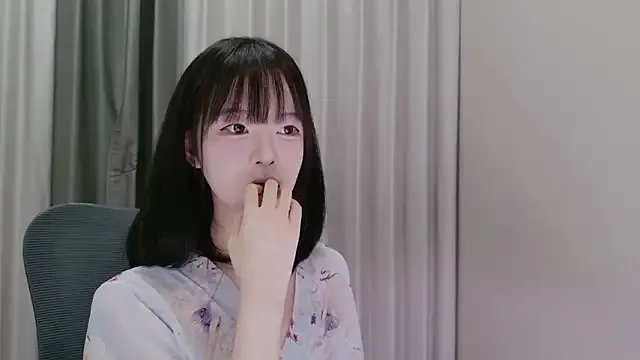 HannaMaison – webcam model profile photo Image 8