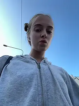 ElaRossie – webcam model profile photo Image 15