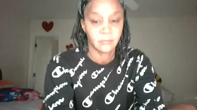 PaulinaGiovanni – webcam model profile photo Image 12