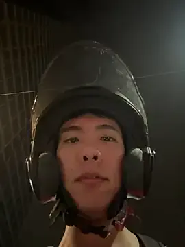 Carla – webcam model profile photo Image 10