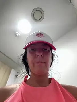 HannaMo – webcam model profile photo Image 2