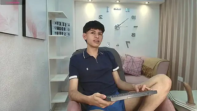 Ezra_Storm – webcam model profile photo