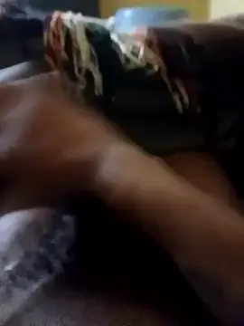 AyshaConnor – webcam model profile photo Image 3