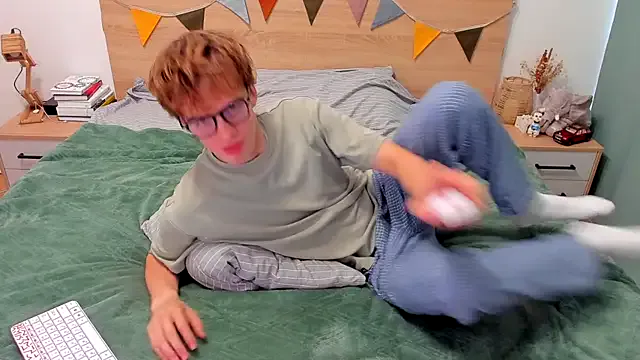 Dolce – webcam model profile photo Image 11