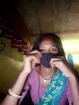 HaleyLyon – webcam model profile photo Image 2