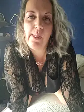 VenusRusell – webcam model profile photo Image 8