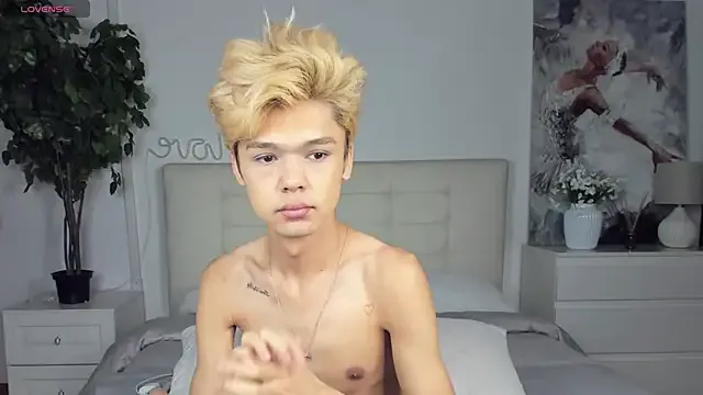 AngelBlushXXX – webcam model profile photo Image 13