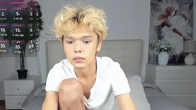 AngelBlushXXX – webcam model profile photo Image 16