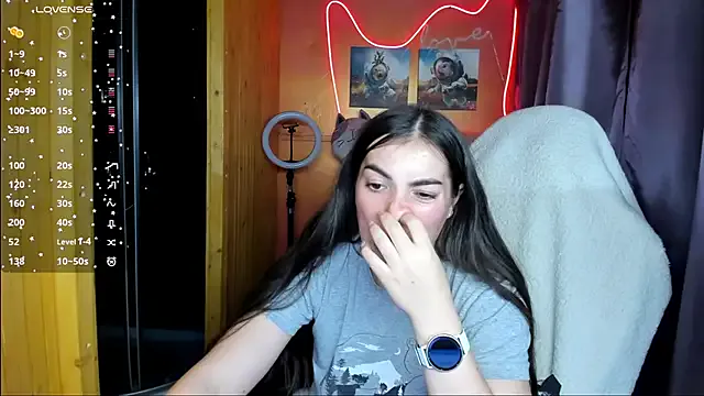 Dolce – webcam model profile photo Image 14