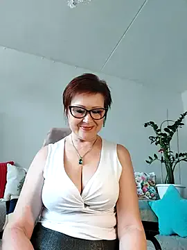 Ashepova000 – webcam model profile photo Image 10