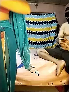 PollyElfi – webcam model profile photo Image 12